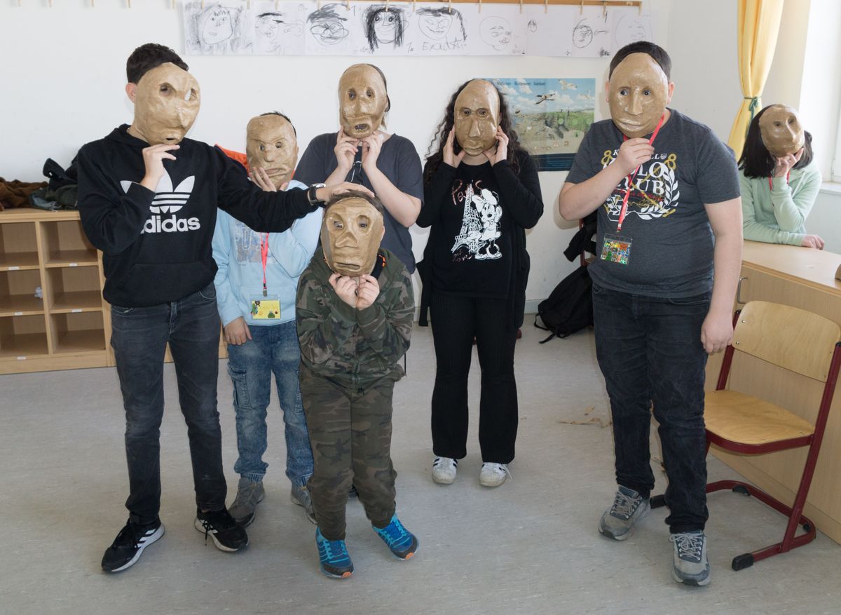 Gruppe Maskenbau